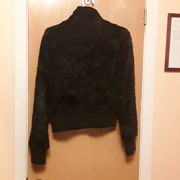 Black short jacket - Picture 3 of 3